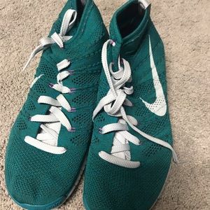 Nike’s Men’s Flyknit Chukka